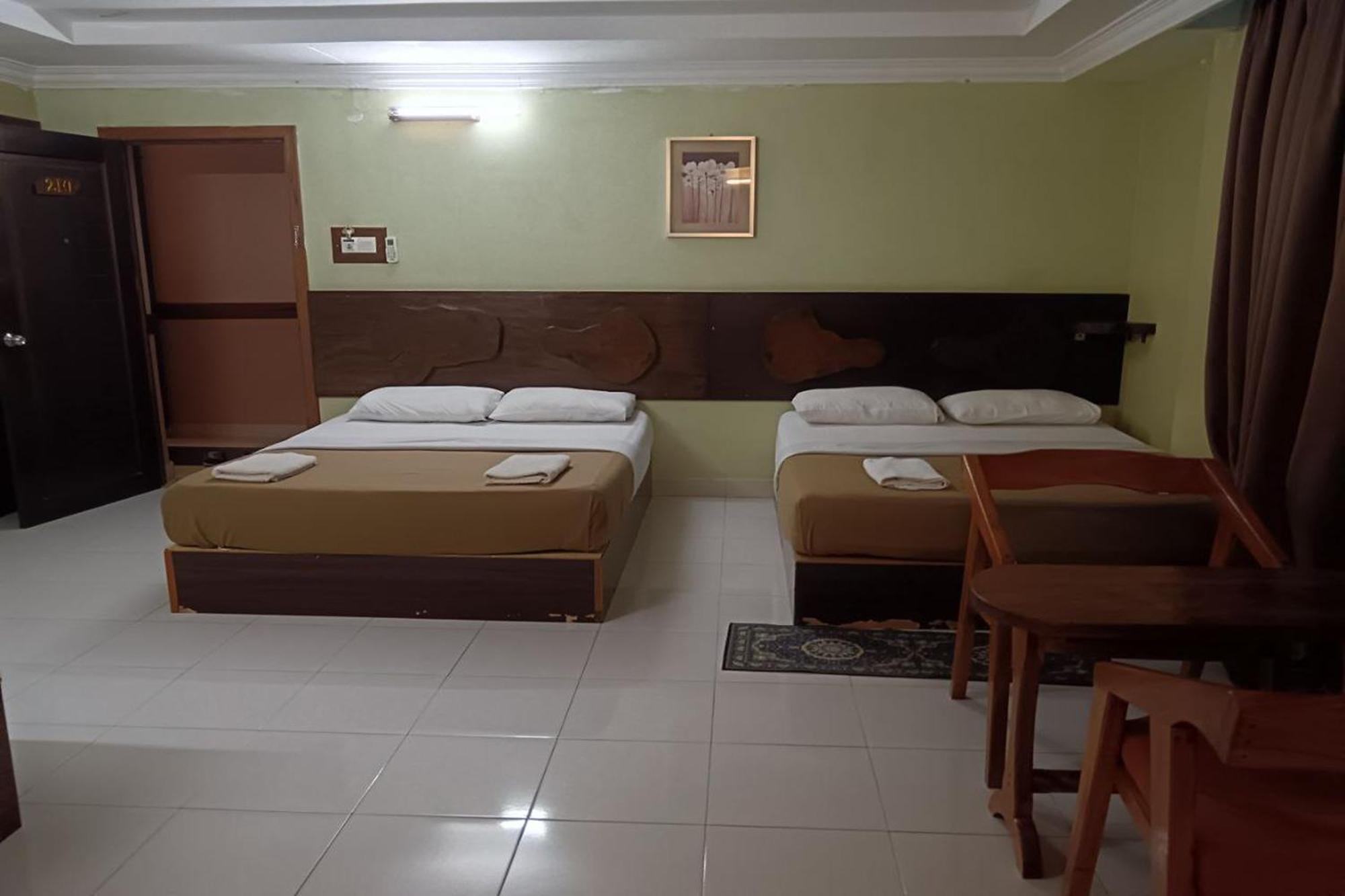 Fins Hotel, Алор Сетар Екстериор снимка