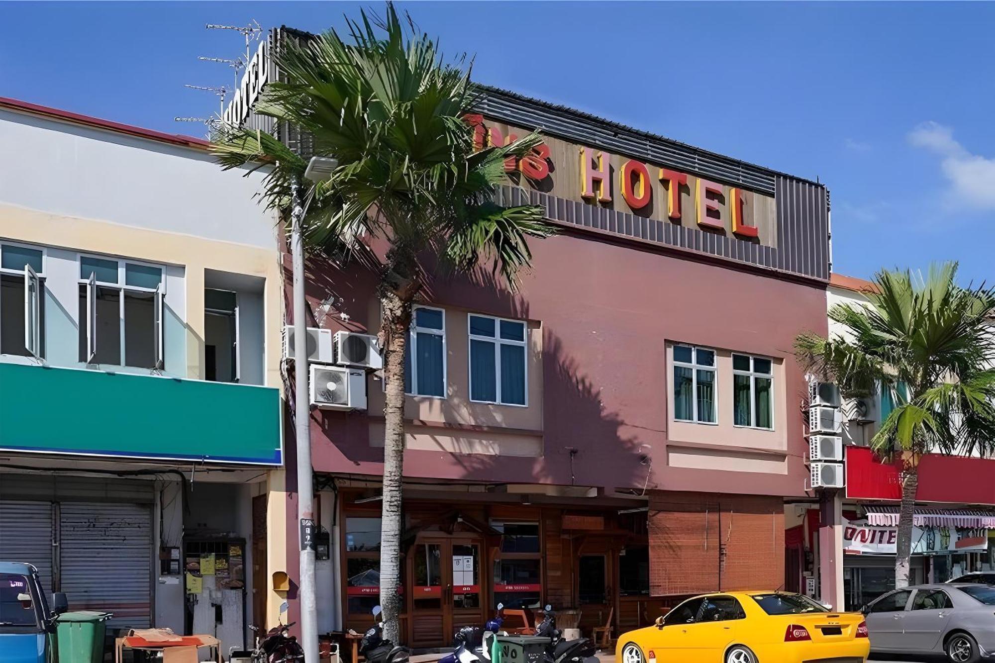 Fins Hotel, Алор Сетар Екстериор снимка